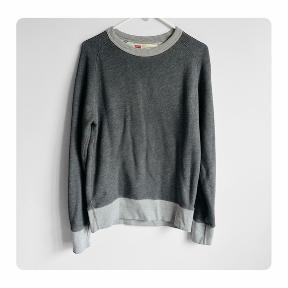 ★ Levi’s Unisex Classic Crewneck Sweatshirt - Gray ★ - Picture 3 of 17